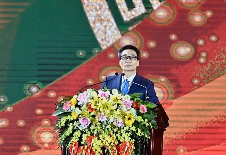 政府副总理武德儋在开幕式上发言。