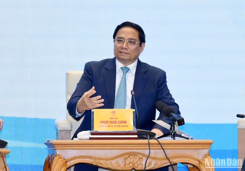 范明正总理在对话会上分享意见。 范明正总理在对话会上分享意见。