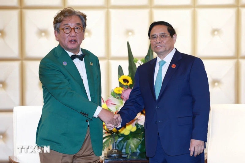 范明正总理会见韩国碳中和绿色增长委员会主席Kim Sang-Hyup。（图片来源：越通社）