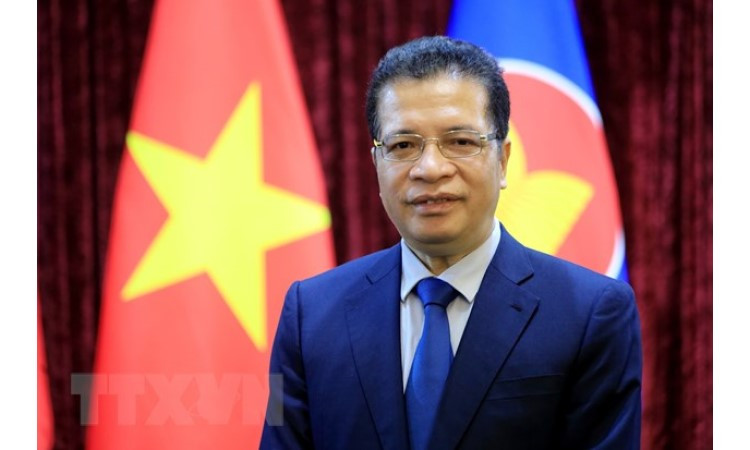 越南驻俄罗斯大使邓明魁。