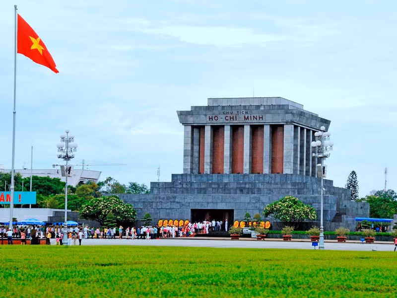 胡志明主席陵。