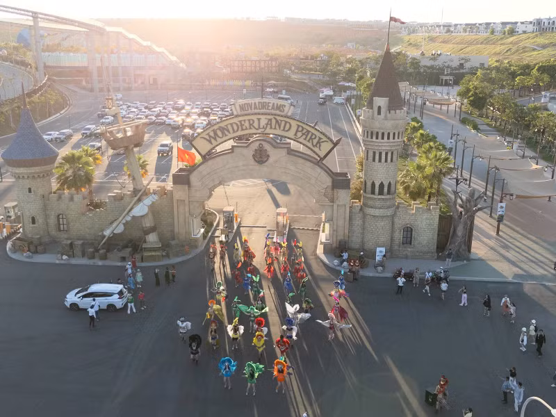 潘切NovaWorld体育综合体举行多项娱乐活动。