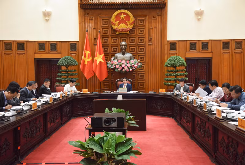 越南政府总理范明正同教育培训部和卫生部举行会议【组图】 ảnh 2