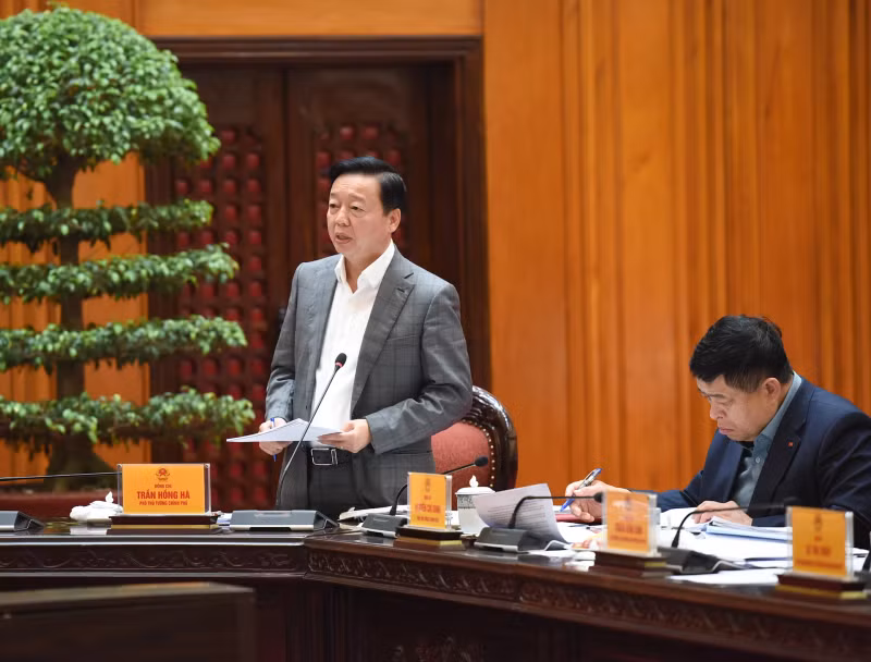 越南政府总理范明正同教育培训部和卫生部举行会议【组图】 ảnh 6
