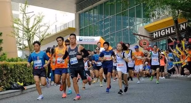 参加马拉松赛的运动员。（图片来源：由赛事组委会供图）