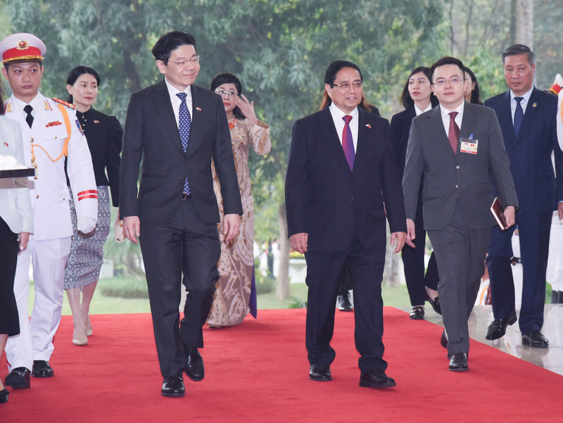 越南政府总理范明正和新加坡总理黄循财。