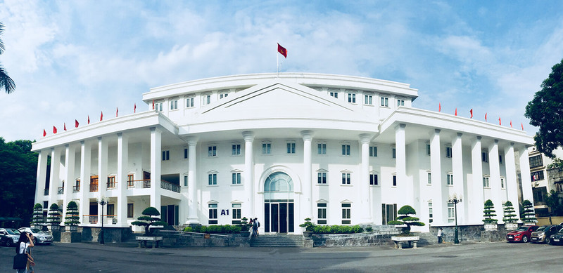 河内国家大学。