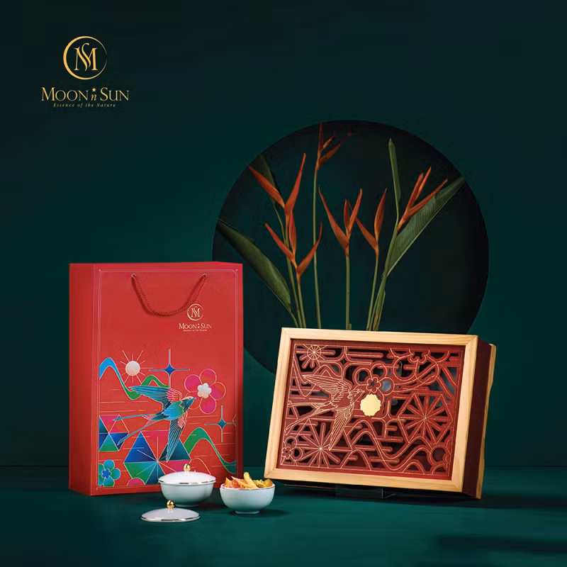 月亮与太阳的产品。