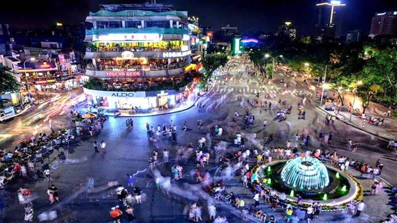 附图。