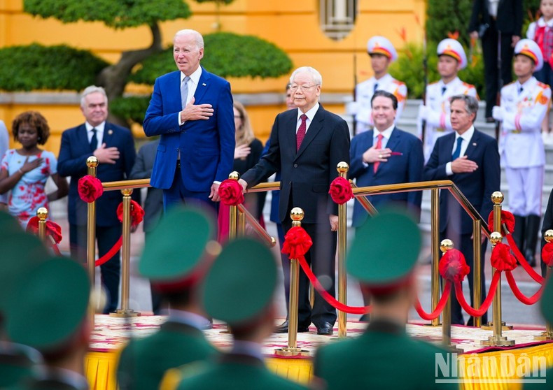 越共中央总书记阮富仲和美国总统拜登。