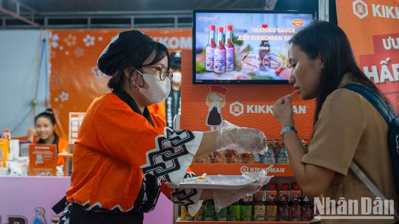 各组织、企业推广产品。