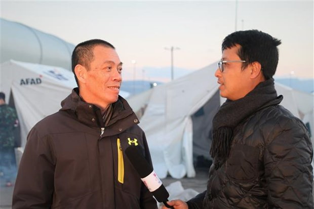 越南驻土耳其大使杜山海接受记者采访。（图片来源：越通社）