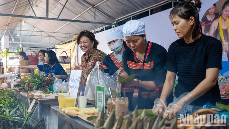 地方特色美食的展位。