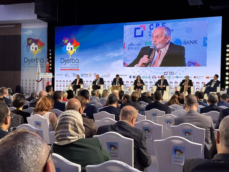 论坛场景。（图片来源：越通社）