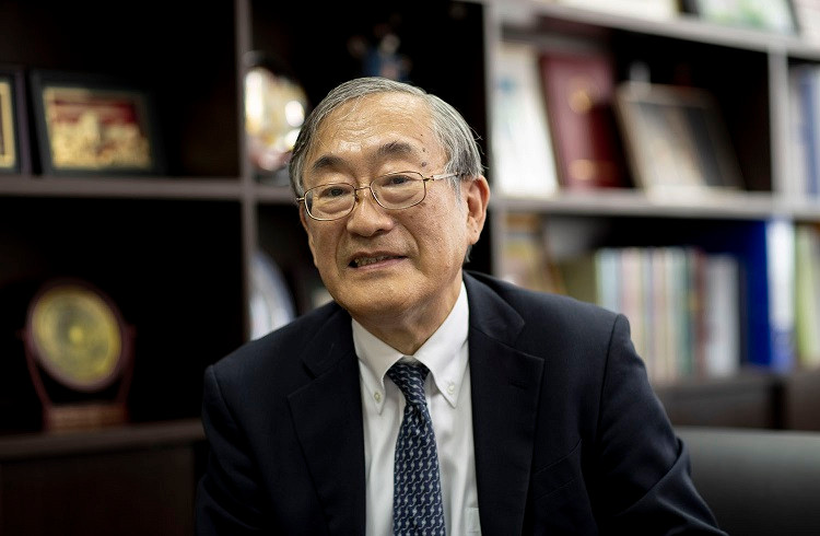 古田元雄教授。