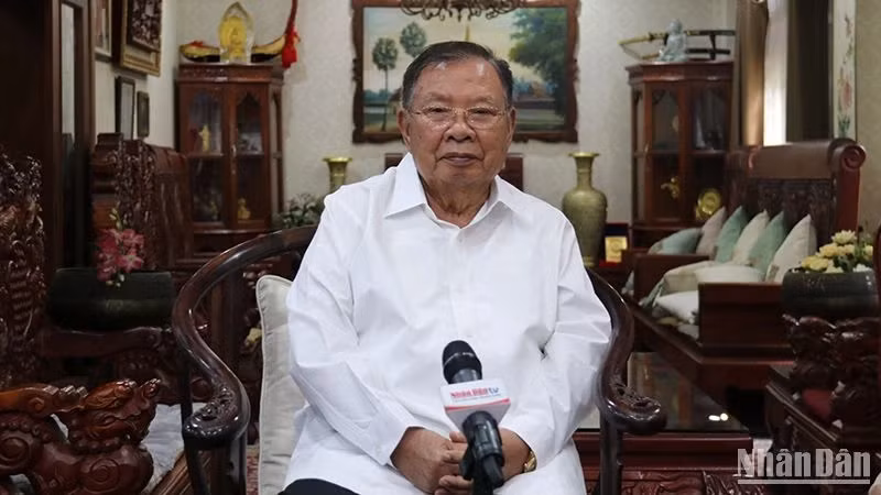 原老挝人民革命党中央总书记、国家主席本扬·沃拉吉。（郑勇 摄）