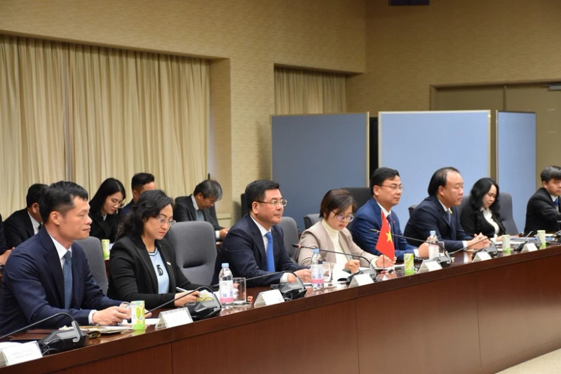 越南代表团。（图片来源：越通社）