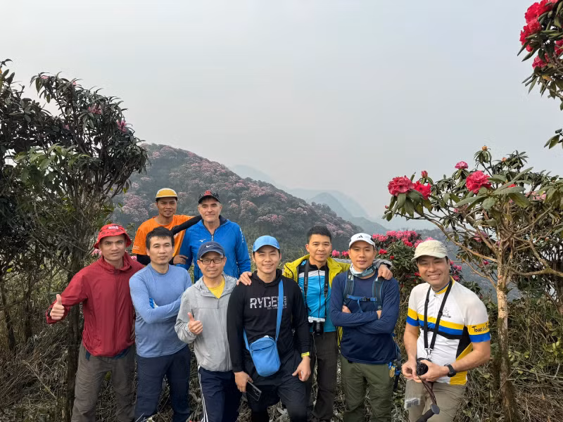 普塔岭峰海拔3049米。