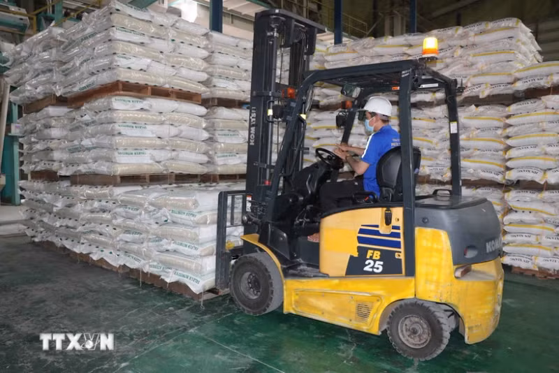 附图：2024年前11个月越南大米出口量超出800万吨。