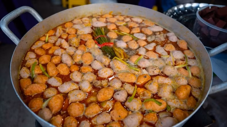 顺化——牛肉米粉的家乡。 顺化——牛肉米粉的家乡。