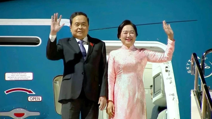 国会主席陈青敏偕夫人将出席在塔什干举行的各国议会联盟第150届大会并对乌兹别克斯坦、亚美尼亚进行正式访问。（图片来源：越通社）
