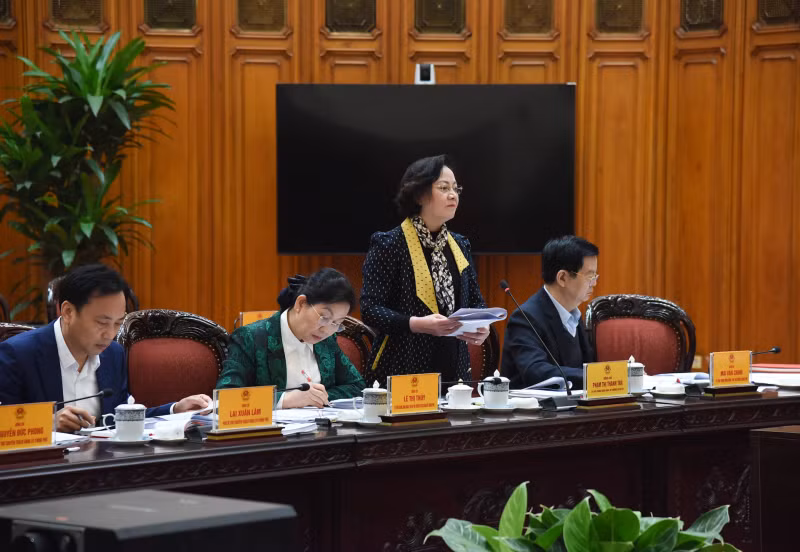 与会代表在会上发表讲话。