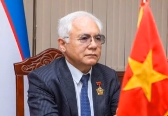 乌兹别克斯坦－越南友好协会主席阿利舍尔·穆哈梅多夫。（图片来源：越通社）