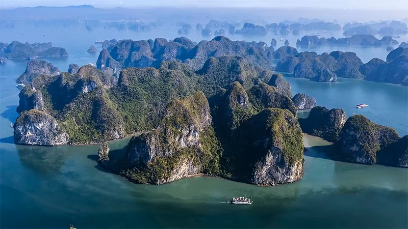 下龙湾之美。