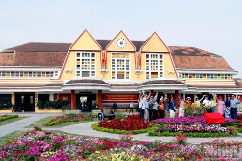 体验大叻乘坐复古火车旅行 品尝越南咖啡【组图】