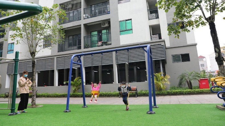 由越南房屋和城市发展投资总公司(HUD) 投资的糜灵中心都市区CT08保障性住房项目内的儿童游乐区。 由越南房屋和城市发展投资总公司(HUD) 投资的糜灵中心都市区CT08保障性住房项目内的儿童游乐区。