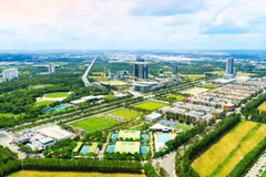 合并之后的胡志明市拥有工业可持续发展的空间。（图为胡志明市平阳坊工业、服务与小区联合区一角）。