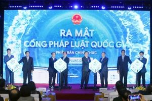 国家法律门户网亮相。（图片来源：越通社）