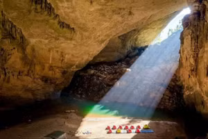 韩松洞被确认为世界上最大的天然溶洞。（图片来源：越通社）