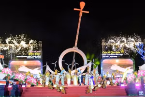 2026年科技-文化-旅游周暨首届“九龙江三角洲美味大米”比赛开幕式4月25日晚在金瓯省举行。