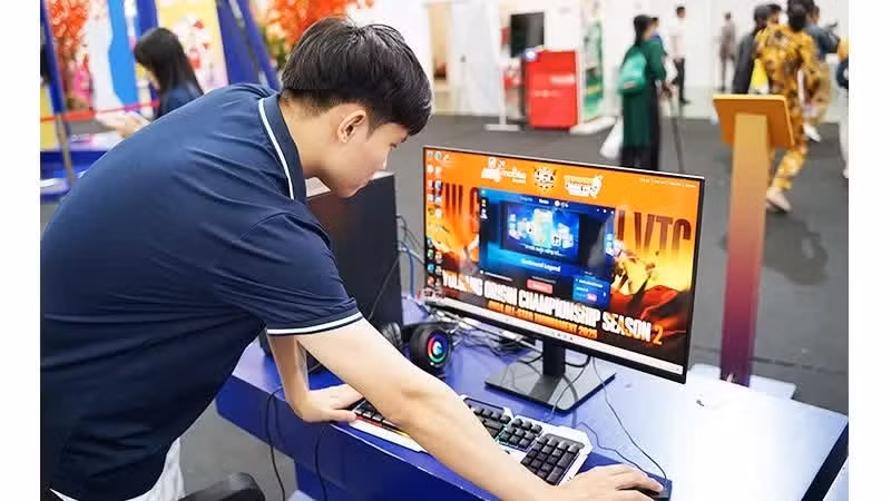 新工具不断涌现，也促使程序员必须持续更新自身技能。