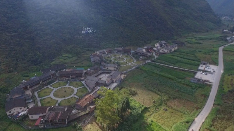 宣光省苗旺社把薇夏村赫蒙族社区文化旅游村一角。