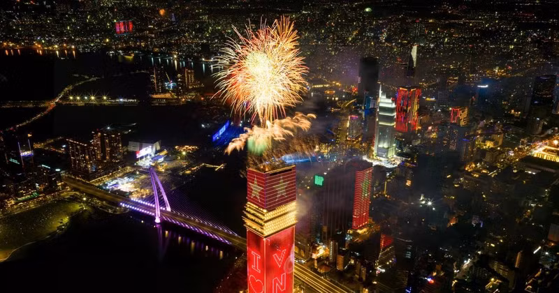 西贡玛丽娜国际金融中心——胡志明市新地标的璀璨之光。（图片来源：越捷航空公司）