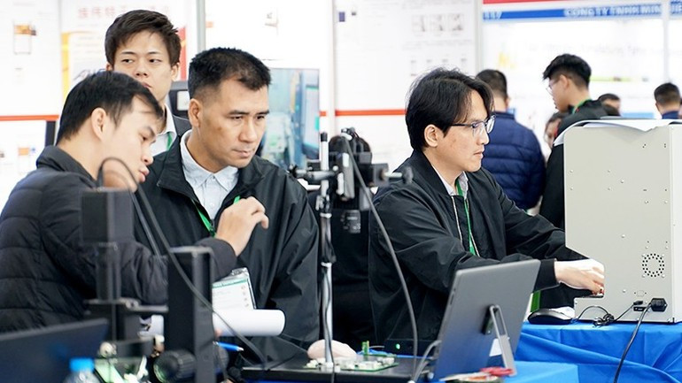 加工制造业发挥支柱性作用，占全国FDI总额的82.8%。（海南 摄）