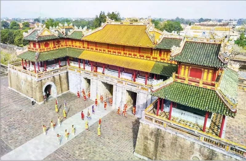 顺化故都仍较为完整地保留着宫廷建筑艺术的整体格局。