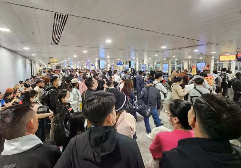 新山一机场正月初六旅客吞吐量再创新高。