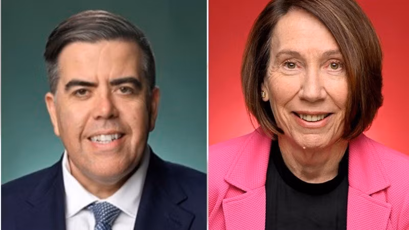 澳大利亚众议院议长米尔顿·迪克和澳大利亚参议院议长苏·莱恩斯。