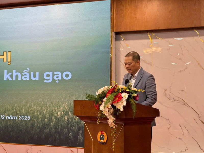 越南工贸部进出口局局长阮英山在活动上发表讲话。