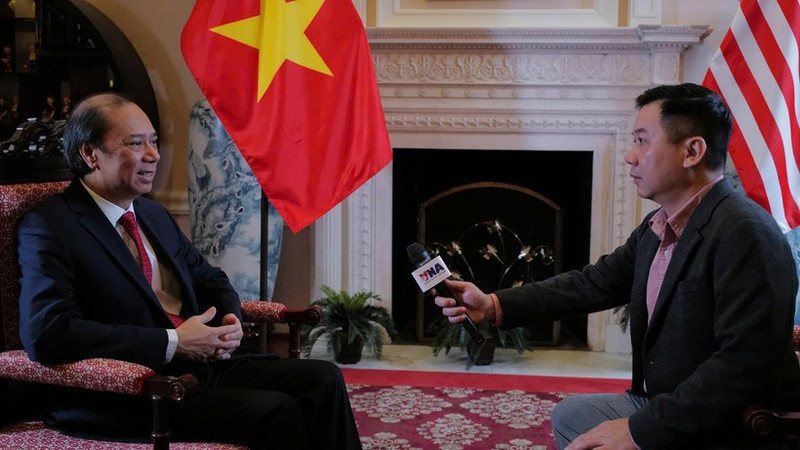 越南驻美国大使阮国勇接受越通社记者的采访。