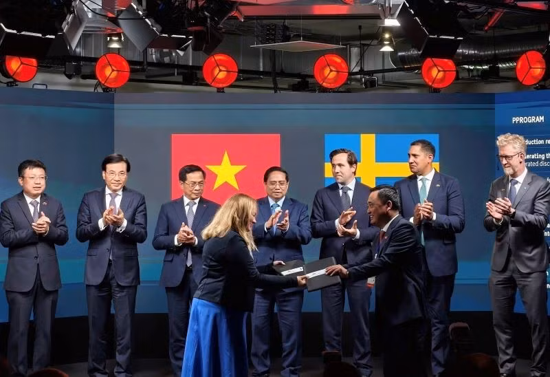 越南国家航空公司与北欧航空公司（Scandinavian Airlines）签署代码共享合作协议，旨在加强越南与北欧地区（包括丹麦、挪威和瑞典）之间的航空连接。