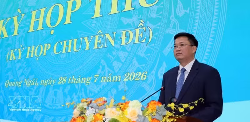 阮德心同志当选广义省人民委员会主席。（图片来源：越通社）