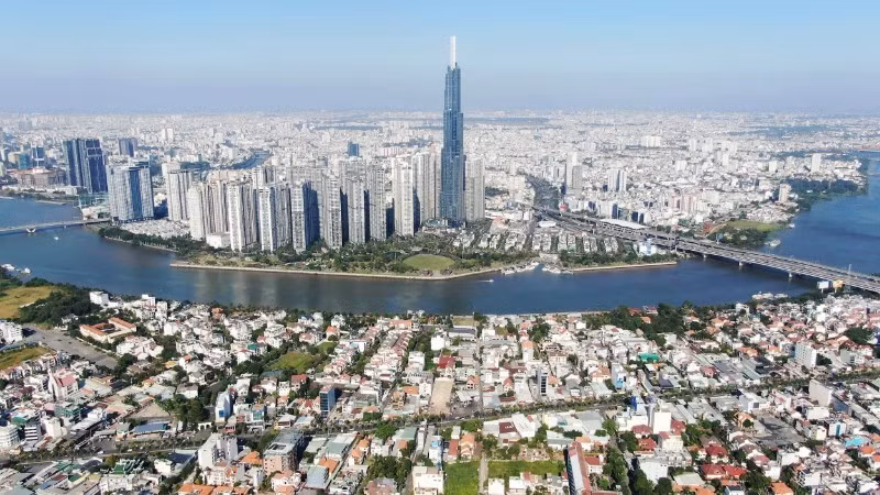 位于胡志明市中心的现代化城市片区。（世英 摄）