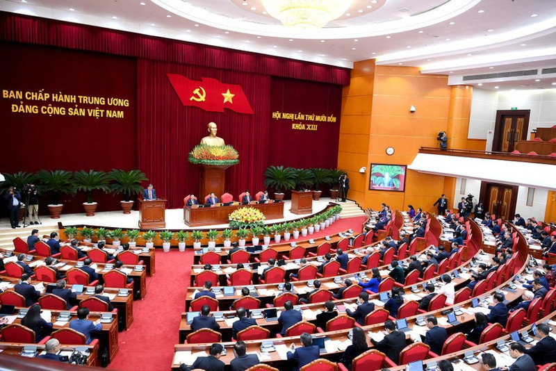 越共十三届十四中全会隆重开幕。（本报记者 登科摄）