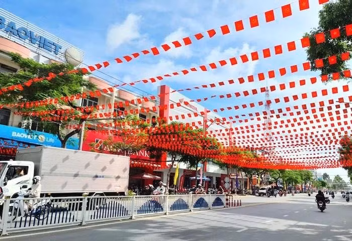 越共十四大在同塔：地方干部认同“文化与人”是国家发展的资源与动力。（图片来源：越通社）
