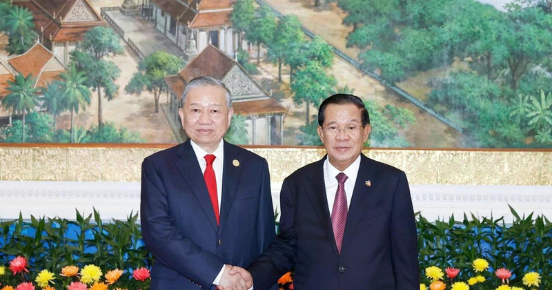 越共中央总书记苏林与洪森亲王。