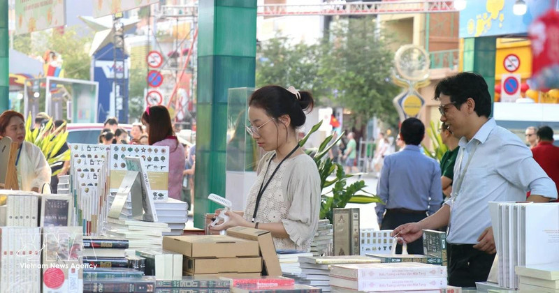 2026年丙午春节书街节隆重开幕。（图片：越通社）